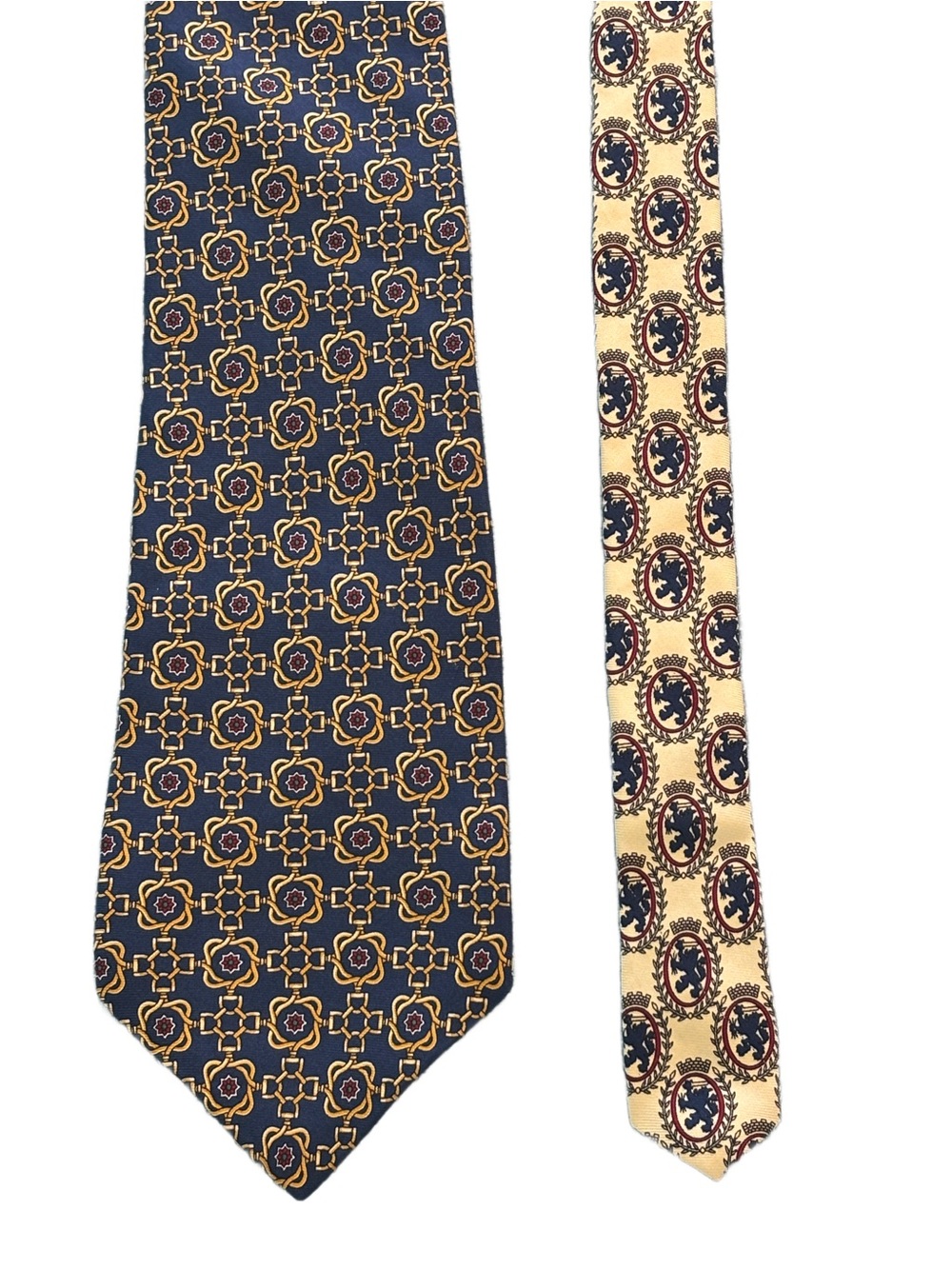 TOMMY HILFIGER Navy and Gold Pattern Lion Crest Logos Italian Silk Tie
